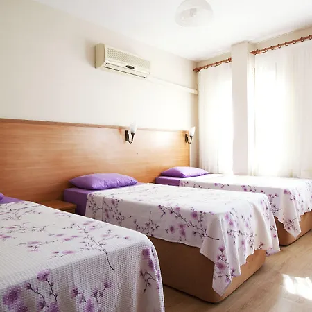 Готель Yalcin 2*