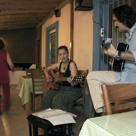 Yalcin Готель Чешме