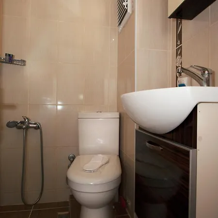 Yalcin Hotel