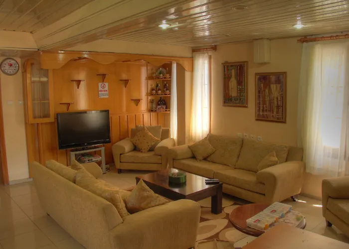 يالسين فندق Çeşme