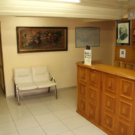 Yalcin Hotel Çeşme