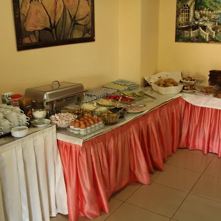 Hotel Yalcin 2*